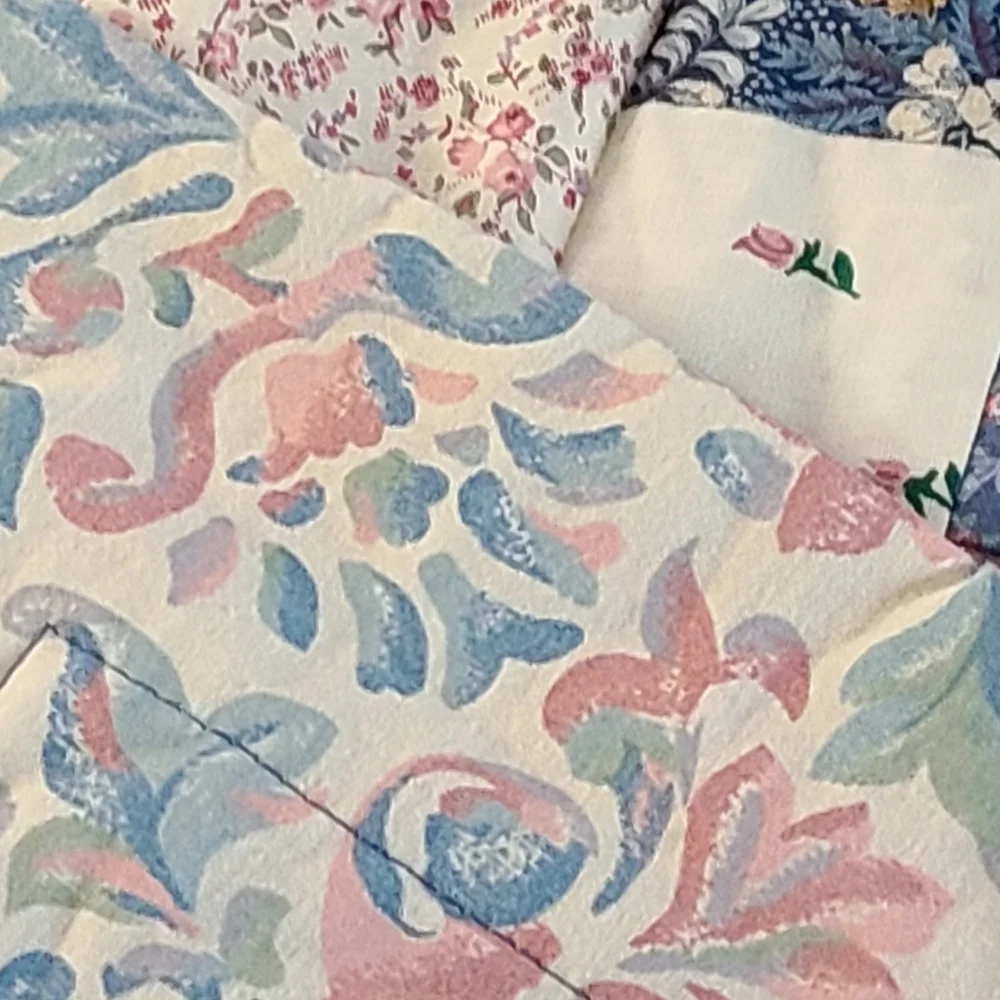 Handmade log cabin quilt tapestry